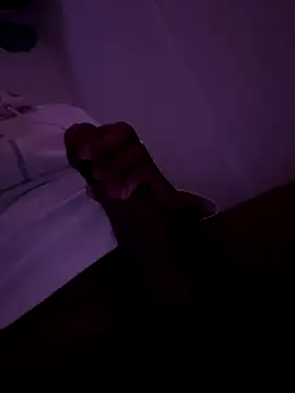 etalonnoir2 online show from November 9, 11:20 pm