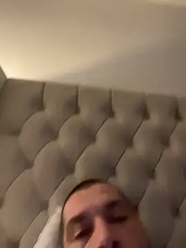 Kinkycouple142 online show from February 1, 9:02 pm