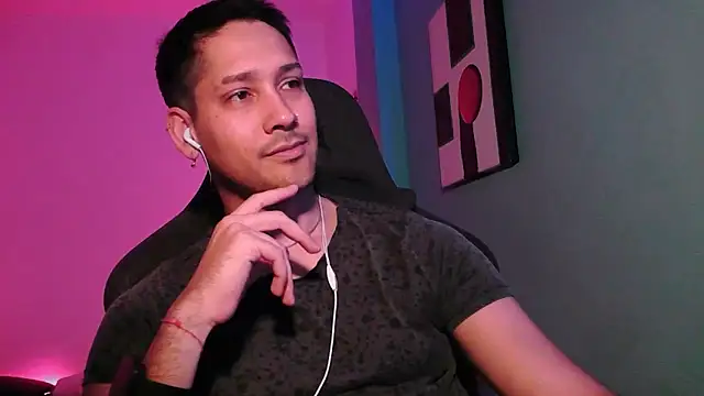 Abruptoinusual online show from November 20, 10:52 pm