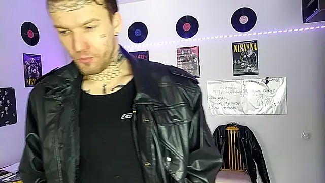 Huntall77 online show from February 7, 6:31 am