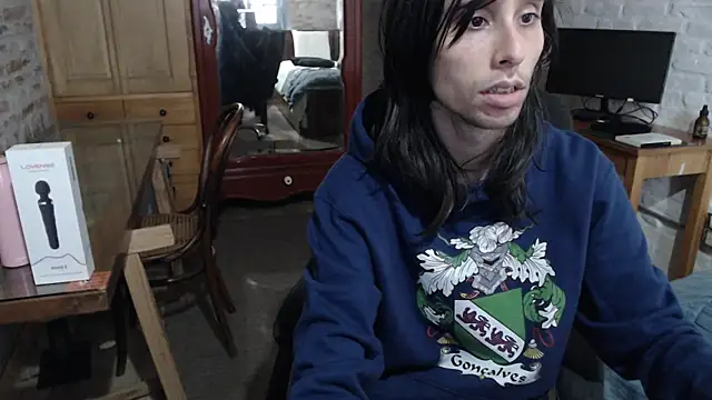 CaramelToy online show from November 10, 7:19 pm