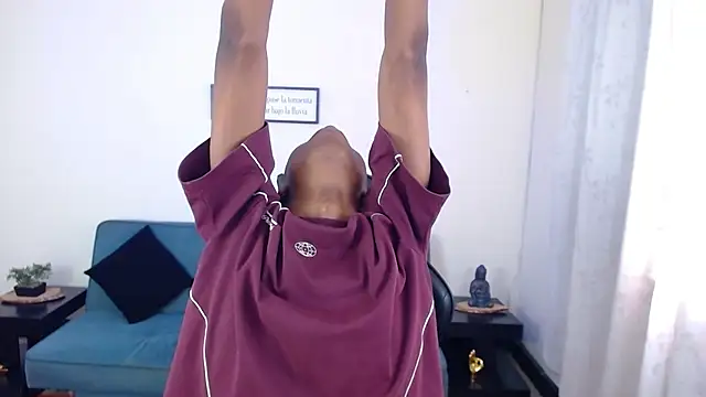 Miilo18 online show from December 17, 9:10 pm