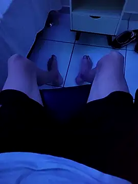 bnnzin online show from November 30, 5:20 am