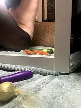 shavedandcurious online show from November 17, 6:49 am