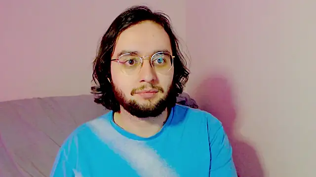 eren jaeger2000 online show from January 9, 10:31 am