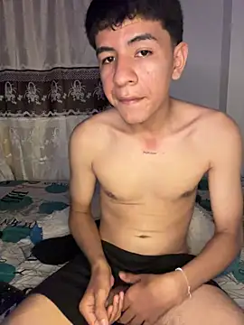 andresinh  online show from November 26, 2:25 am