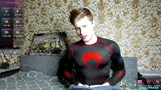 Maxhornyblondieman online show from February 6, 5:21 pm