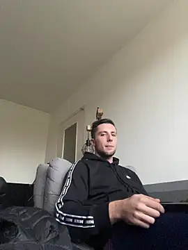 Matt02fr online show from December 2, 1:47 pm