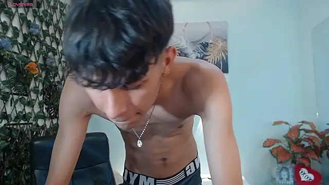 DraxBlade09 online show from November 24, 7:48 pm