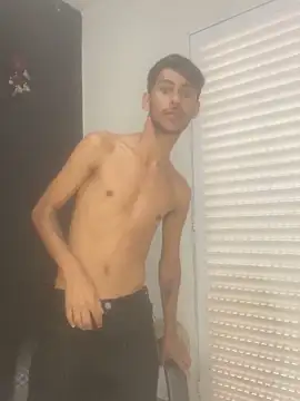 Gustavomerlin2027 online show from November 18, 3:49 pm