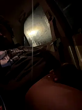 homedeepstrokes215 online show from November 25, 7:54 am