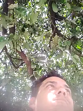 nori dunda online show from December 17, 6:47 pm