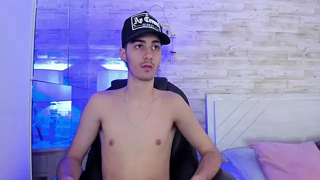 Emir Ozan  online show from January 13, 11:47 am