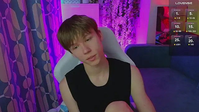 cuMte boy online show from June 5, 1:21 am