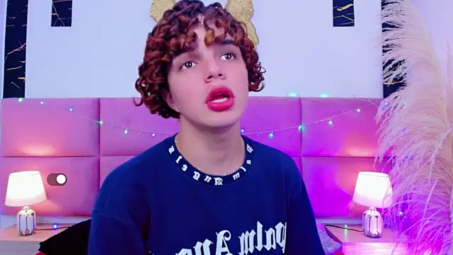 Skyee angel online show from January 10, 7:39 pm