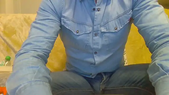 Eroshotlicker online show from March 31, 8:43 pm