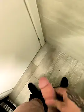 Razvan696969 online show from February 16, 7:23 pm