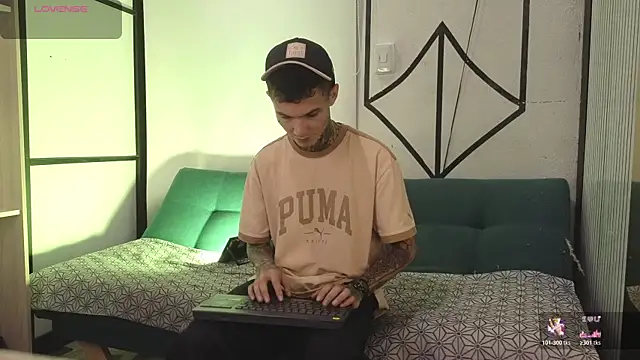 Paulo 527 online show from July 11, 5:42 am