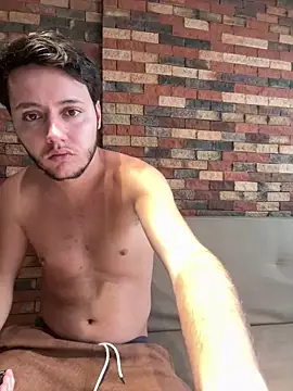 RicoValen online show from March 2, 10:50 pm