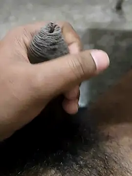 hunter379 online show from December 5, 4:58 pm