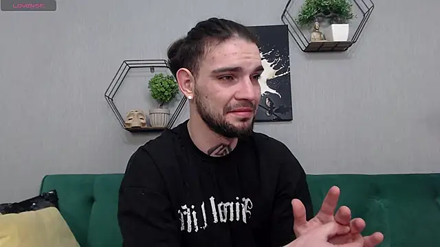 KaneHunter online show from April 11, 8:56 pm