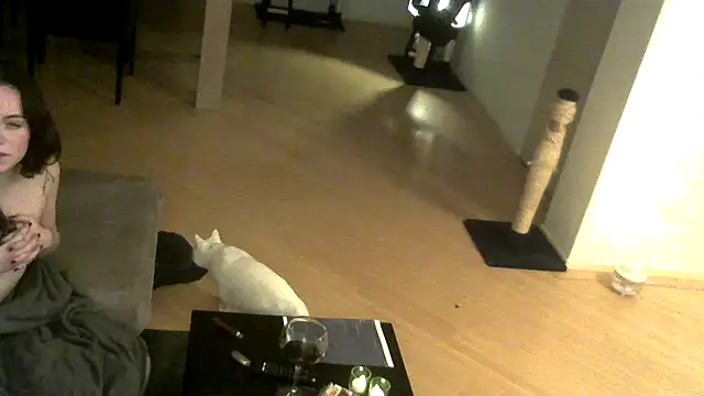 Denisxsxs online show from December 5, 10:17 pm