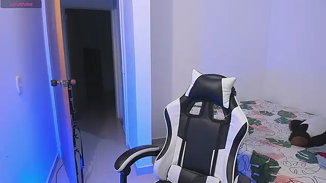 Asta YunoXXX online show from February 26, 8:15 am