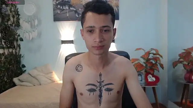 LucassSmith11 online show from December 16, 11:28 am