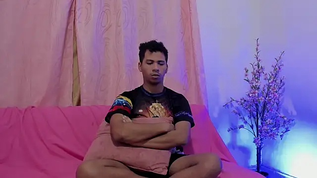 Peter boys 1 online show from December 1, 5:10 am