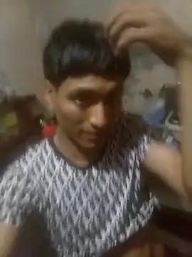 bebicho11 online show from December 4, 10:11 am