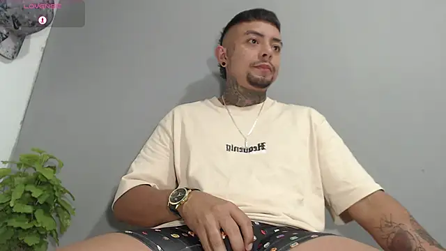 BASTIAN NICOLAS  online show from February 20, 11:23 am