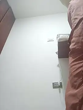 am cvo1824 online show from December 4, 9:33 pm