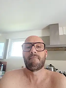 Seb740000 online show from April 20, 10:40 am