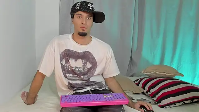 jack  baby  online show from April 3, 3:58 am