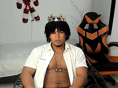 alex balck online show from December 3, 11:38 am