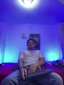 williamsmiiths16 online show from April 17, 11:46 am