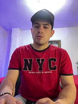 williamsmiiths16 online show from February 16, 3:10 pm