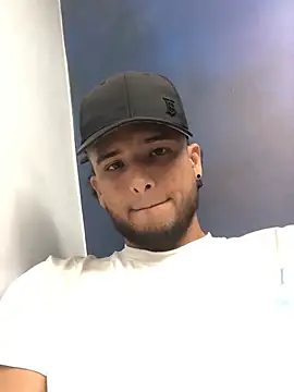 modeloxtz online show from February 18, 1:15 am