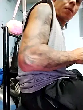 Eliazs2316- online show from December 3, 6:52 am