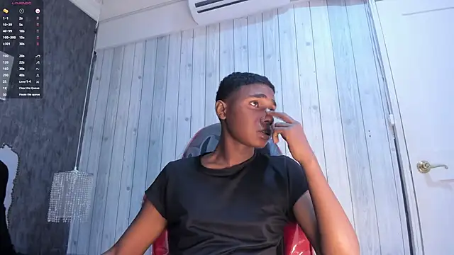 teylor lovee online show from January 6, 11:09 pm