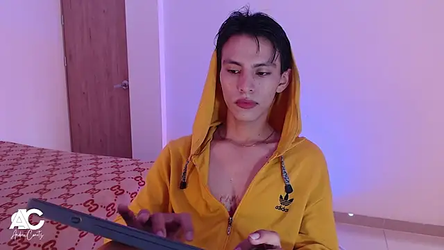 andrew courtzz online show from April 9, 8:37 pm