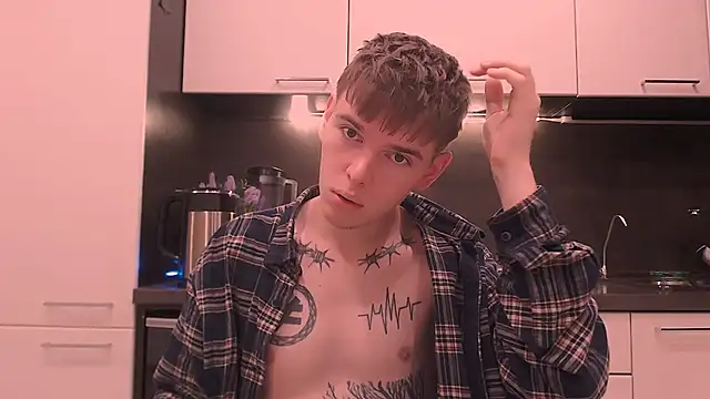 Fredd Xanders online show from February 7, 3:46 am