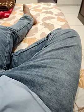 johny044 online show from February 11, 7:24 am