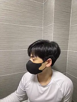 kimze7 online show from March 5, 2:57 pm