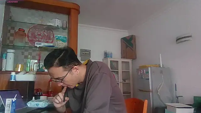 jjjjay123 online show from January 19, 2:25 am