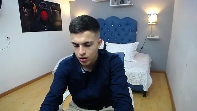 massimo greco  online show from December 21, 10:29 pm