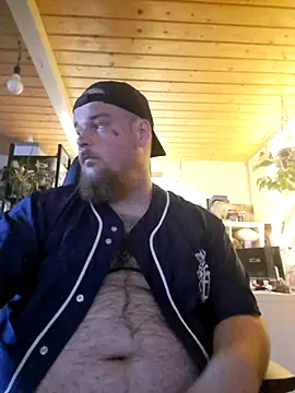 YoursxTruly online show from July 3, 7:40 pm