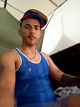 Marshallbronnxx online show from April 1, 9:56 pm