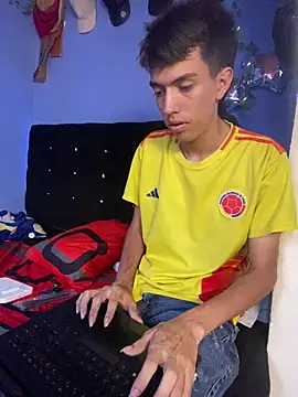 Juan Gomezz26 online show from March 26, 10:47 pm