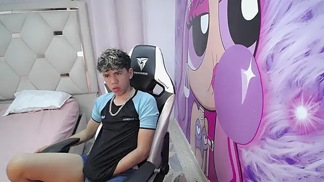 Big boyss  online show from January 11, 8:01 pm